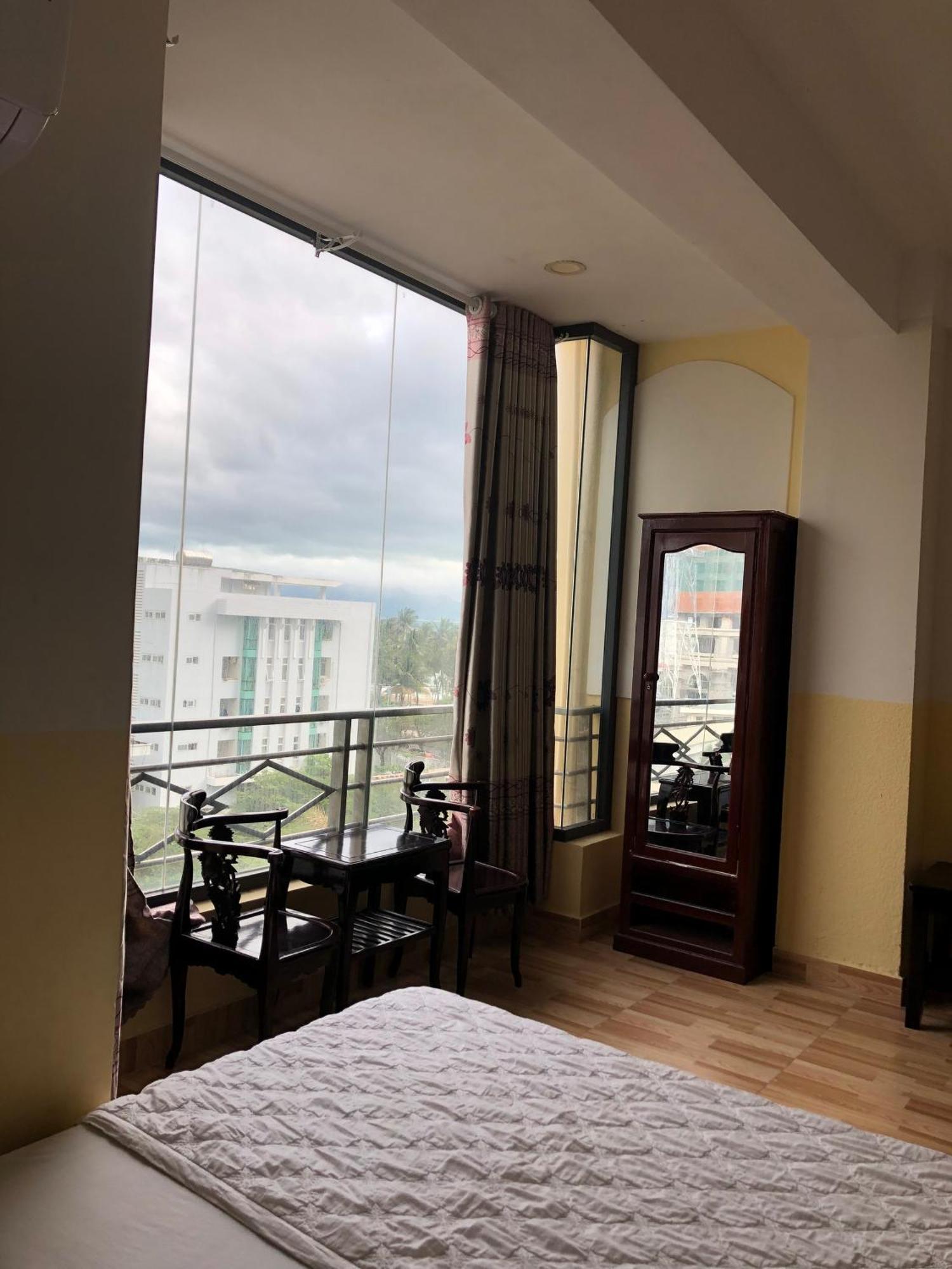 Khach San Khanh Nhung Nha Trang Buitenkant foto